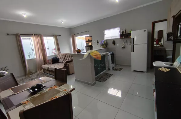 VENDO ÓTIMA CASA NO BAIRRO JARDIM DAS PALMEIRAS