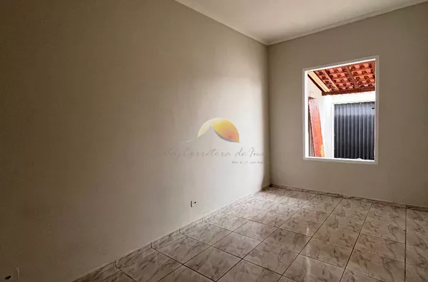 ALUGO ÓTIMA CASA NO BAIRRO SANTA ROSA!