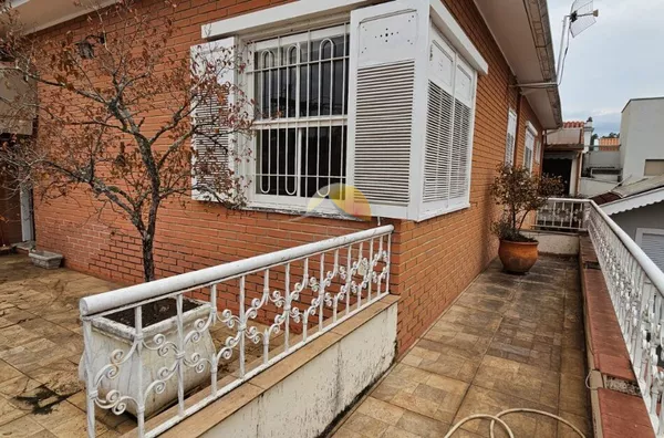 VENDO EXCELENTE CASA NO CORAÇÃO DE ITAJUBÁ!