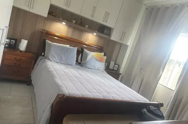 VENDO EXCELENTE CASA NO REBOURGEON!