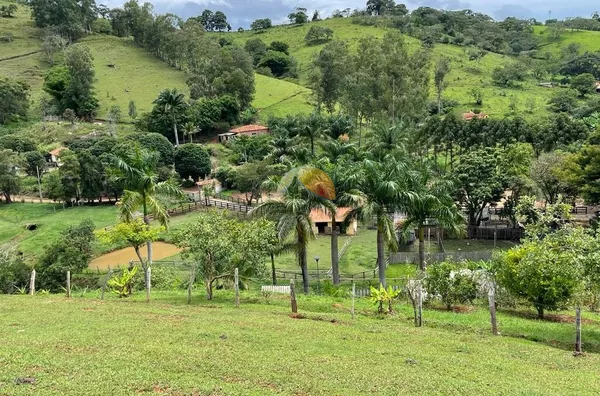 VENDO EXCELENTE SÍTIO EM SANTA RITA DO SAPUCAÍ!