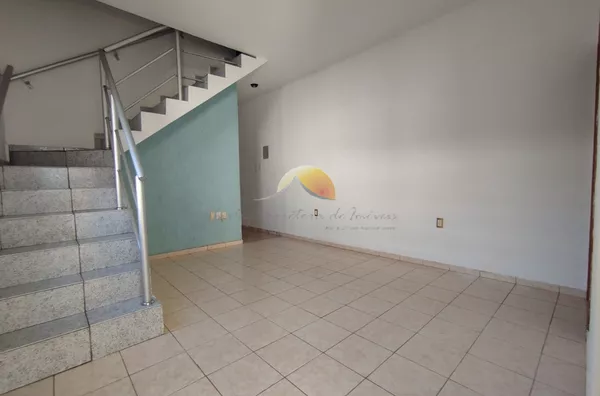 ALUGO ÓTIMA CASA NO BAIRRO MEDICINA!