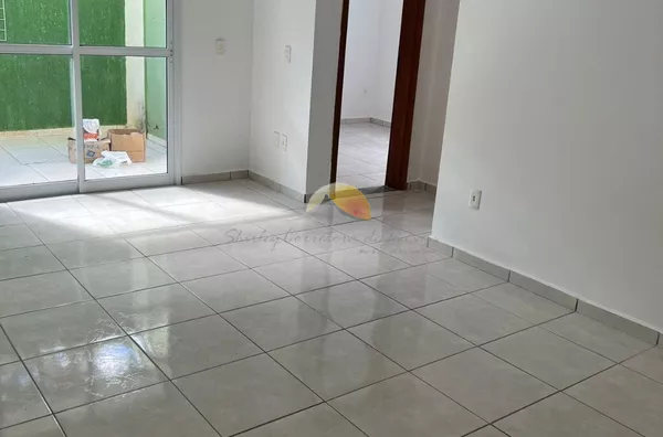 VENDO EXCELENTE APARTAMENTO NO BAIRRO VARGINHA