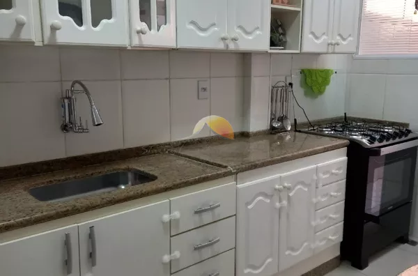 VENDO APARTAMENTO NO RESIDENCIAL CANADÁ!