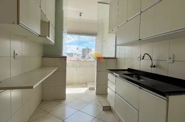 ALUGO EXCELENTE APARTAMENTO NO EDIFÍCIO SÃO BENEDITO! - Foto 3