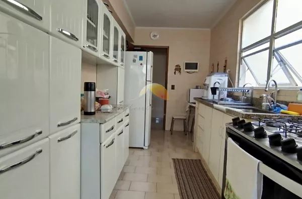 VENDO ÓTIMO APARTAMENTO NO BAIRRO VARGINHA 