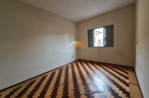 VENDO ÓTIMA CASA NO BAIRRO VARGINHA