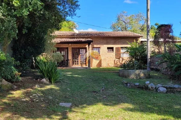 ALUGO PARA TEMPORADA – ÓTIMA CASA EM ILHABELA