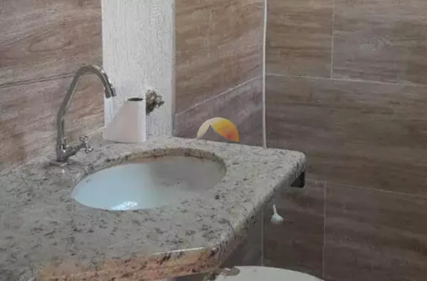 ALUGO ÓTIMO GALPÃO NO BAIRRO JURU!
