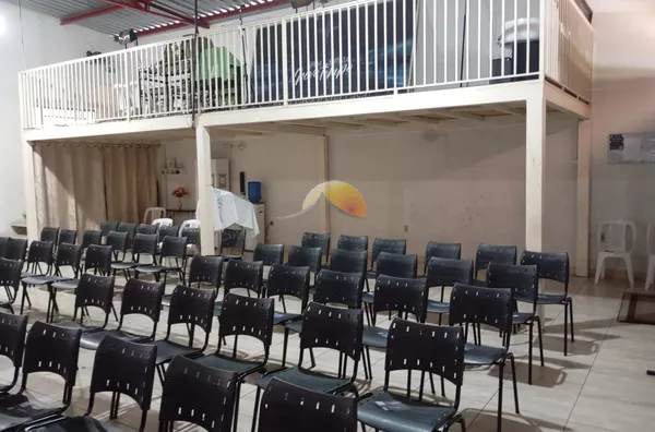 ALUGO ÓTIMO PONTO COMERCIAL NO BAIRRO