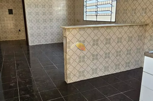 ALUGA-SE CASA NO BAIRRO MEDICINA - Foto 2