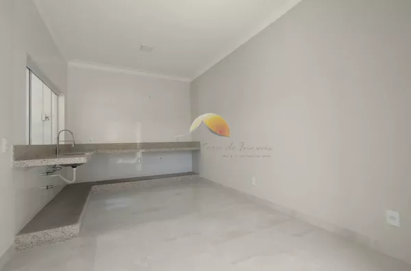 VENDO ÓTIMA CASA NO BAIRRO AÇUDE, ITAJUBÁ-MG