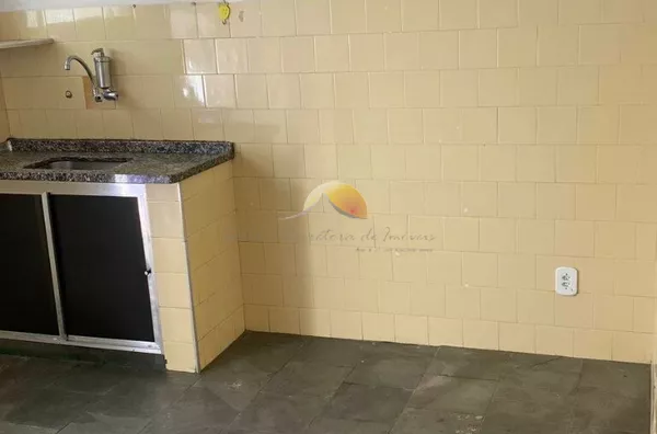 VENDE-SE APARTAMENTO EM CONDOMÍNIO FECHADO NA VARGINHA!