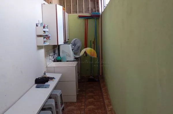 ALUGO ÓTIMO PONTO COMERCIAL NO BAIRRO