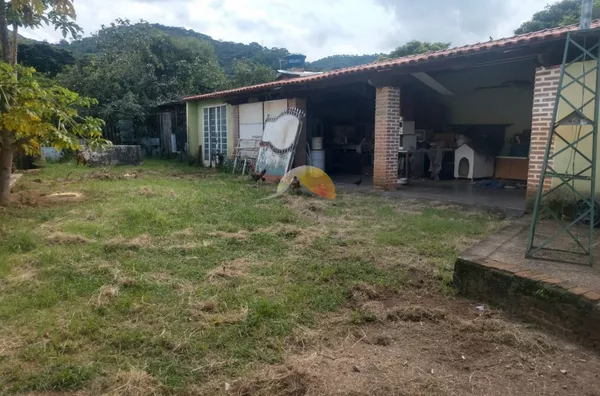VENDE-SE ÓTIMO TERRENO NO BAIRRO SANTA ROSA