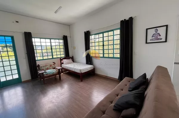 ALUGO ÓTIMO STUDIO PRÓXIMO A UNIFEI