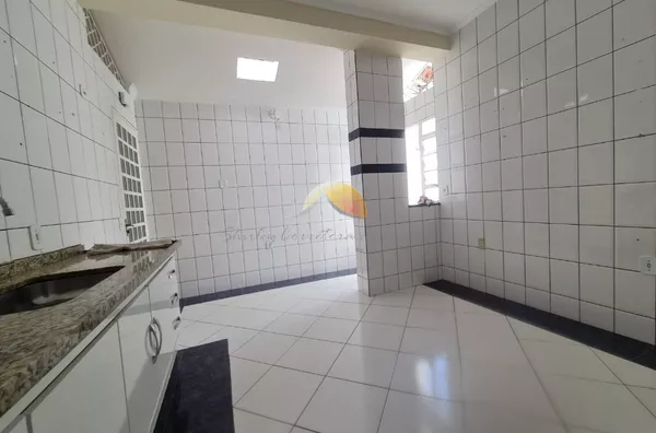 VENDE-SE APARTAMENTO TÉRREO NO BAIRRO ORIENTE