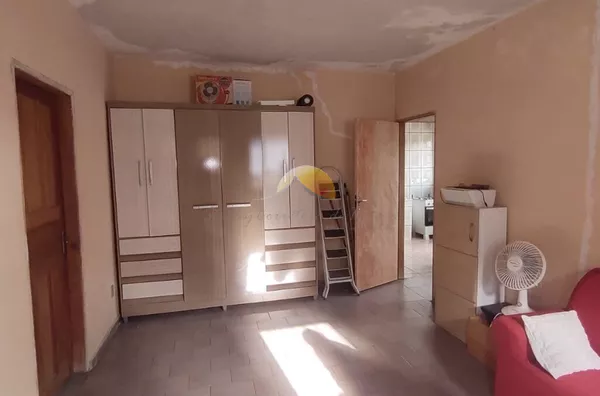 ALUGO ÓTIMA CASA NO BAIRRO VARGINHA