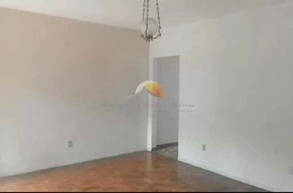 VENDO EXCELENTE CASA NA AVENIDA BPS!
