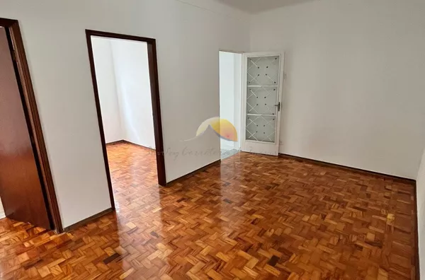 ALUGA-SE EXCELENTE CASA NO BAIRRO VARGINHA