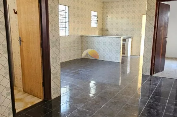 ALUGA-SE CASA NO BAIRRO MEDICINA - Foto 1