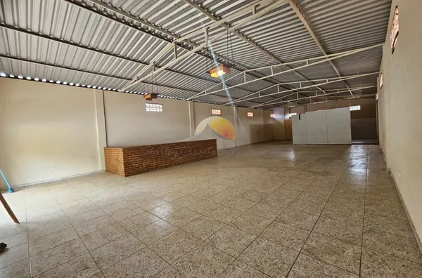 ÓTIMO GALPÃO EM PIRANGUÇU