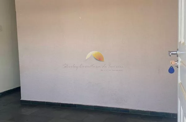 VENDE-SE APARTAMENTO EM CONDOMÍNIO FECHADO NA VARGINHA!