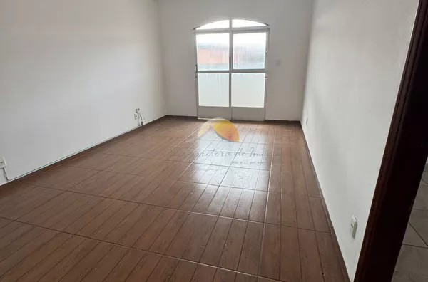 ALUGO EXCELENTE APARTAMENTO NO BAIRRO SÃO VICENTE!