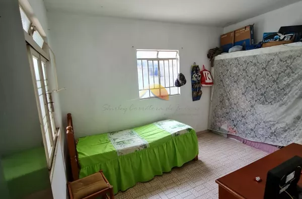 VENDO CASA NO BAIRRO CANTINA