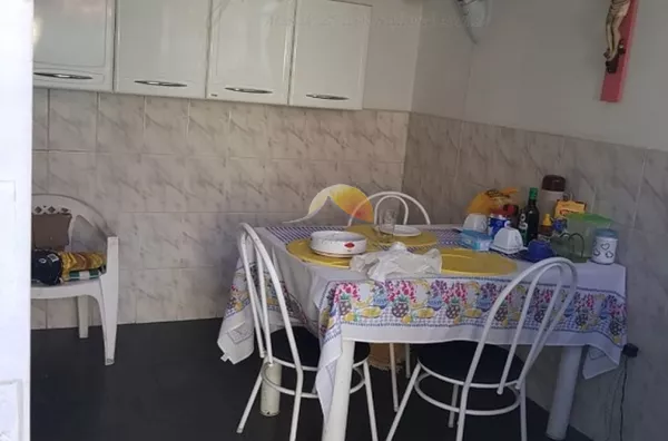 VENDE-SE CASA NO CENTRO DE ITAJUBÁ