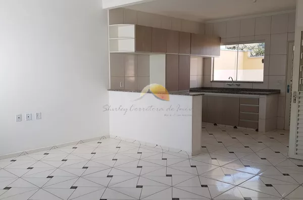 VENDE-SE SOBRADO EM PIRANGUINHO