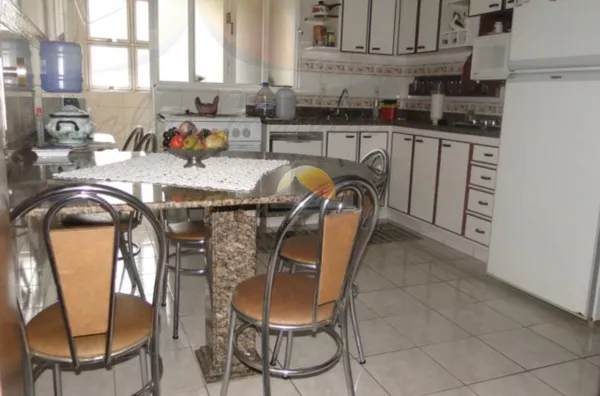 VENDE-SE APARTAMENTO NO BAIRRO MEDICINA