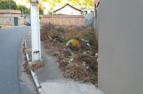 VENDO ÓTIMO TERRENO NO BAIRRO SANTA ROSA!