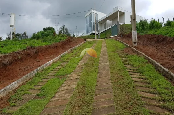 VENDE-SE TERRENO EM PIRANGUINHO