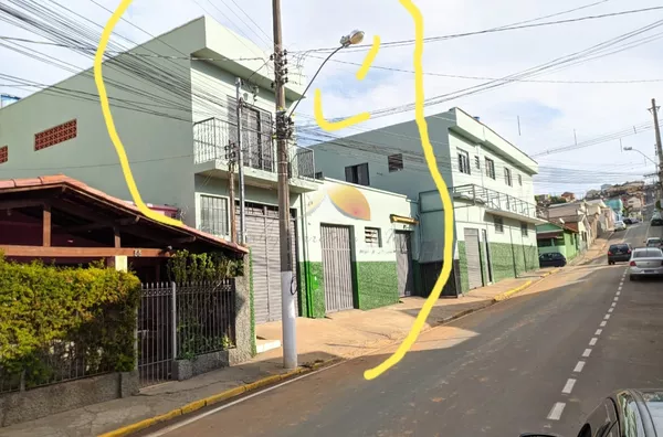 VENDE-SE PONTO COMERCIAL COM APARTAMENTO