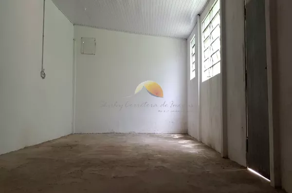 VENDE-SE GALPÃO NO BAIRRO SÃO SEBASTIÃO