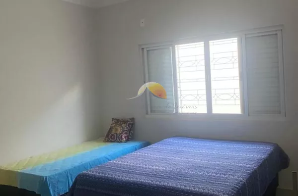 VENDE-SE CASA EM PIRANGUINHO