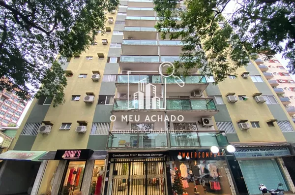 Apartamento para venda no edifício Professor Bernardo Litzinger no Centro de Foz do Iguaçu - PR