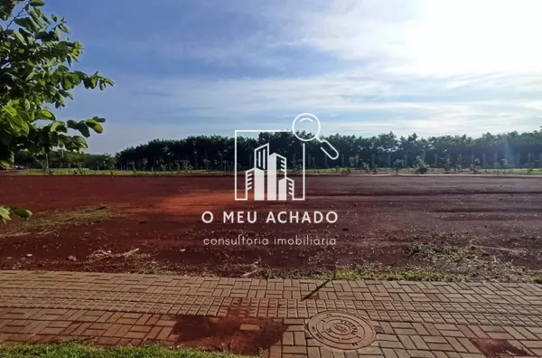 Terreno para VENDA no Condomínio Iguaçu em Foz do Iguaçu - PR