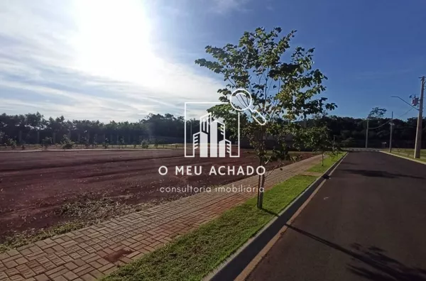 Terreno para VENDA no Condomínio Iguaçu em Foz do Iguaçu - PR