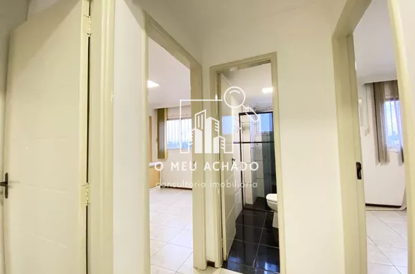 Apartamento para venda no edifício Professor Bernardo Litzinger no Centro de Foz do Iguaçu - PR