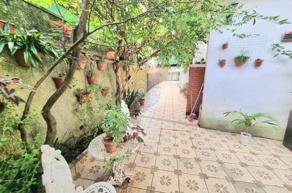 Vendo Casa Térrea 3 dormitórios Alto da Lapa 7 vagas garagem