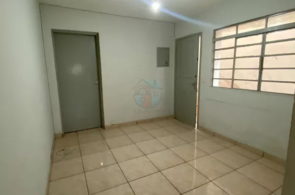 Alugo Casa 1 dormitório no Piqueri perto da estação Piqueri