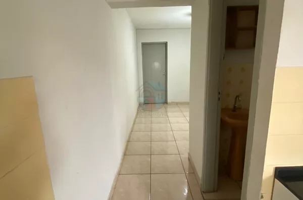 Alugo Casa 1 dormitório no Piqueri perto da estação Piqueri