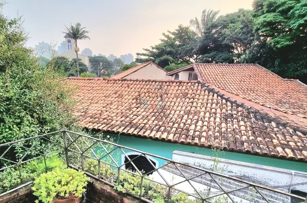 Vendo Casa Térrea 3 dormitórios Alto da Lapa 7 vagas garagem