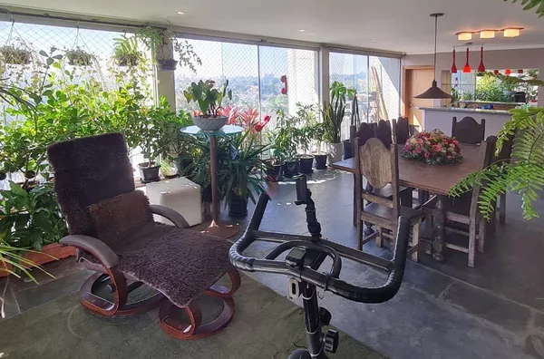 Vendo Apartamento triplex 340 metros com 2 vagas no Alto da Boa Vista