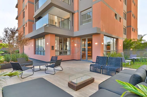 Alugo Apto Novo 3 suítes Chacara Santo Antonio 2 vagas