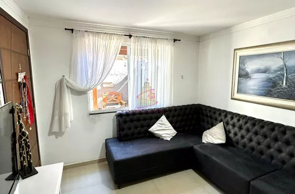 SOBRADO NO PIONEIROS CATARINENSES