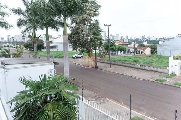 SOBRADO PARA VENDA NO COUNTRY!