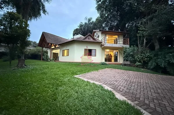 PORTAL DO VALE : SOBRADO EM CONDOMÍNIO /CASA DE CAMPO 